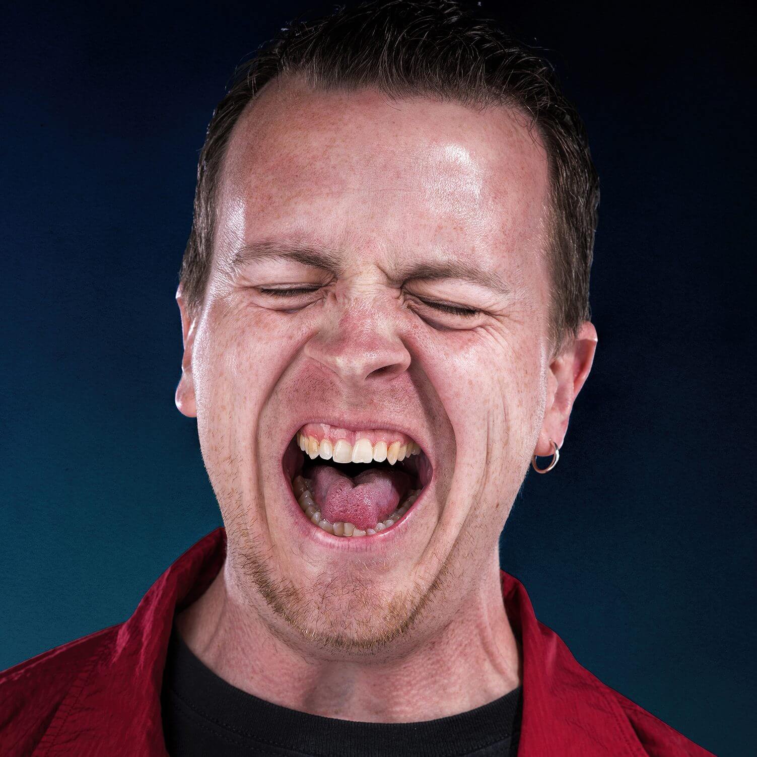 Singing photo